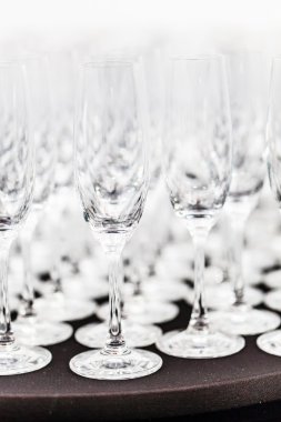 boş şarap bardakları