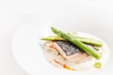 kuşkonmaz ile beyaz balık