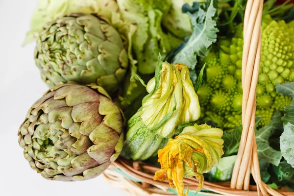 Fresh vegetables on table — Stock Photo, Image