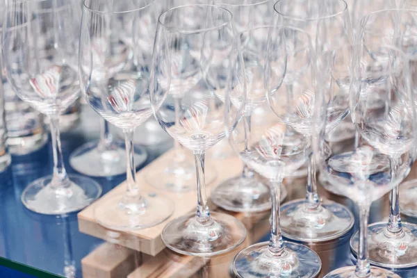 Empty wine glasses — Stock Photo, Image