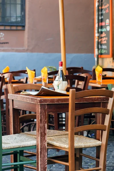 Cafetería al aire libre en otoño —  Fotos de Stock