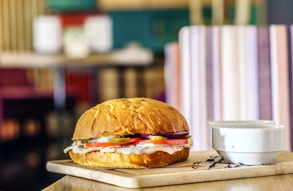 Tasty Delicious burger — Stock Photo, Image