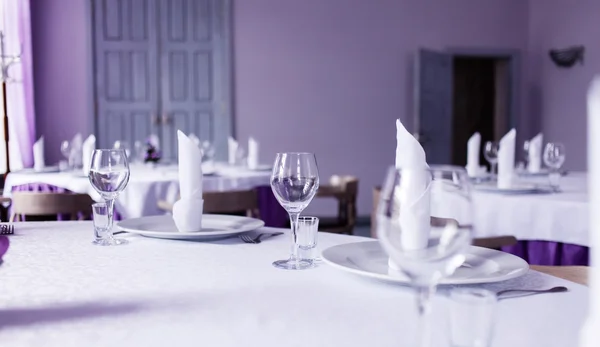 Tischdekoration im Restaurant — Stockfoto