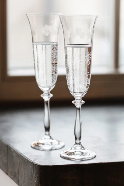 Viering bril met champagne — Stockfoto