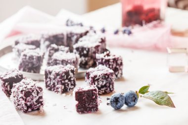 meyveli jelatin tatlılar