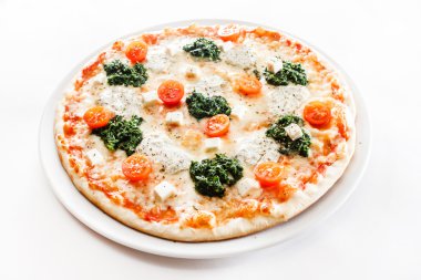 İtalyan vejetaryen pizza