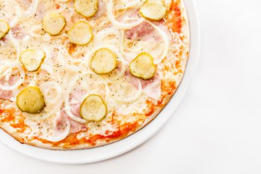 Pastırma ile İtalyan pizza