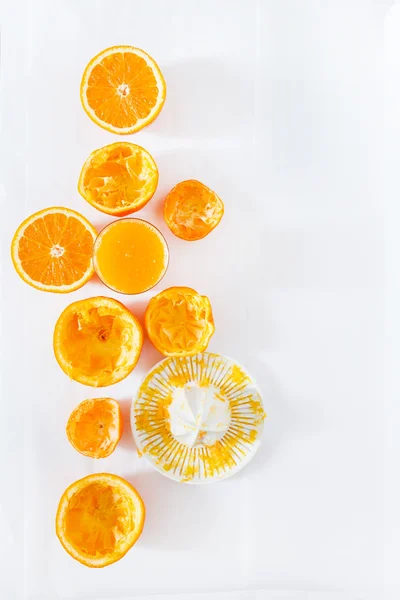 Naranjas maduras para el jugo — Foto de Stock