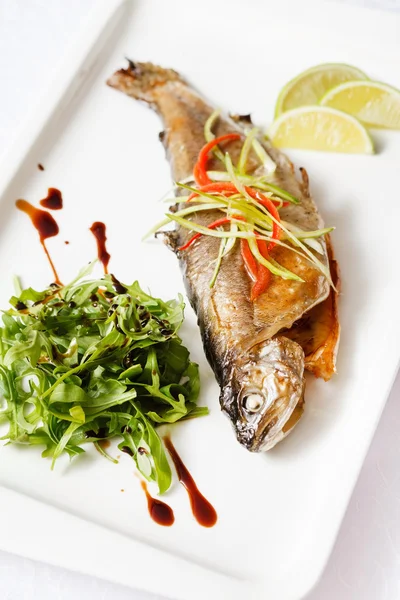 Baked trout with citrus — Stock Photo, Image