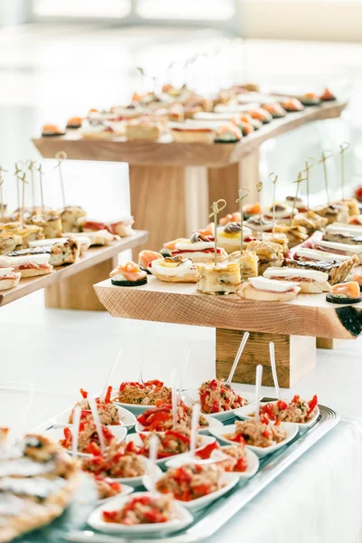 Catering jídlo pro hosty — Stock fotografie