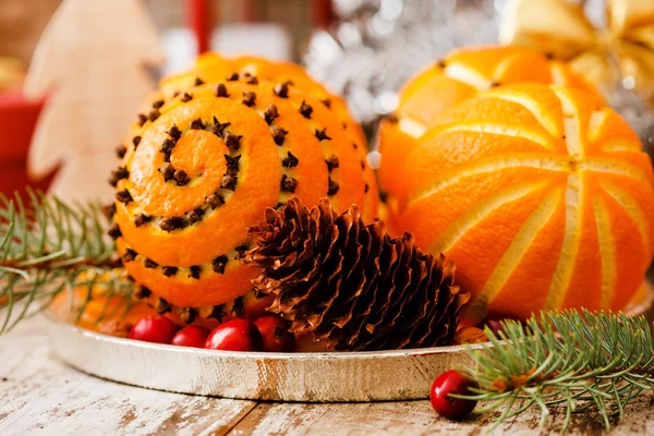 Naranjas de Navidad con especias —  Fotos de Stock