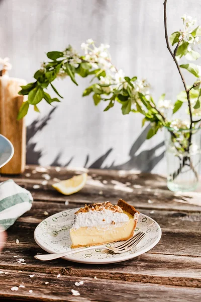Piece of homemade meringue pie — Stock Photo, Image