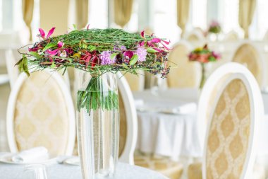 güzel çiçek aranjmanı