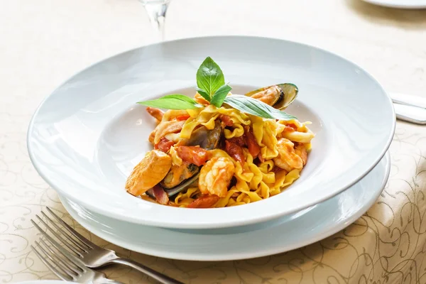 Aromatische zeevruchten pasta — Stockfoto