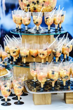 Konuklar için gıda catering