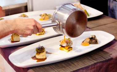 lezzetli meze tabağı üzerinde