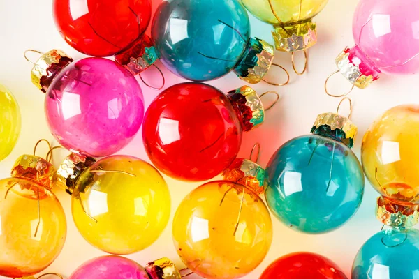 Boules de Noël colorées — Photo