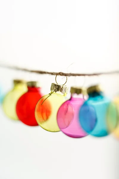 Kleurrijke kerstballen — Stockfoto