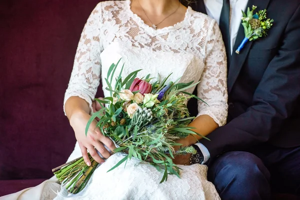 Pareja en el día de la boda —  Fotos de Stock