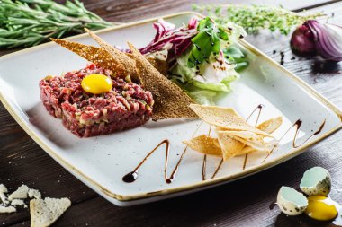 Tartar ekmek tost ile