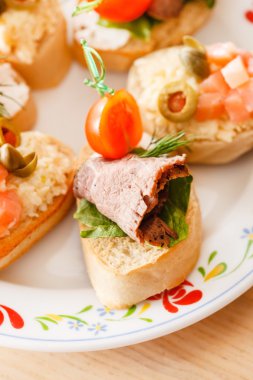 lezzetli taze kanepeler