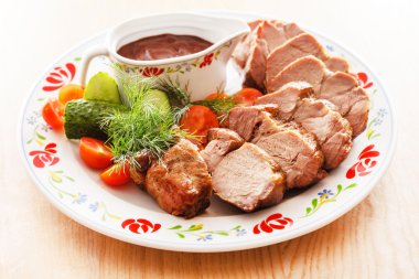 Kavrulmuş et dilimleri