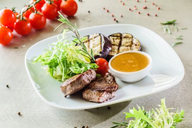 sebzeli ızgara biftek