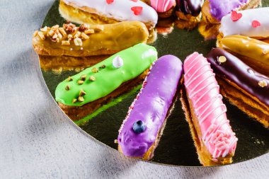 renkli tatlı eklerleri