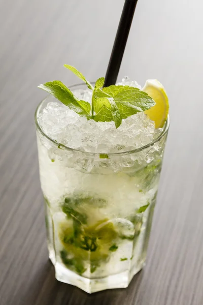 Cocktail de álcool saboroso — Fotografia de Stock