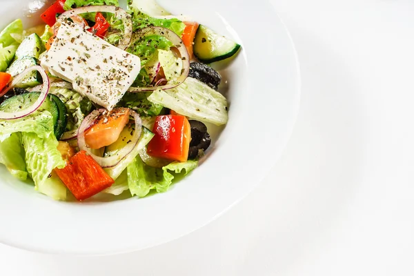 Грецький салат з сиром фета — стокове фото