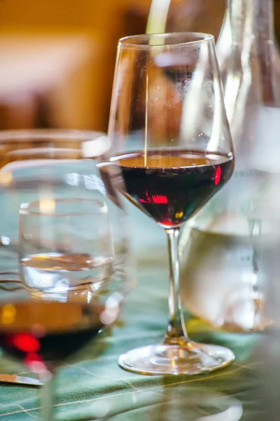 Red wine tasting — Stock Photo, Image