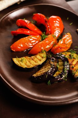 Lezzetli Kızarmış Sebzeler