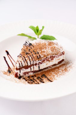 Naneli çikolatalı pasta.