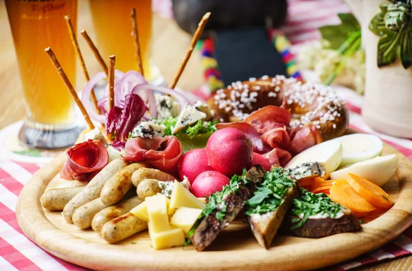Oktoberfest appetizer on plate — Stock Photo, Image