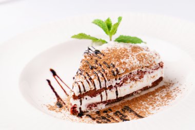 Naneli çikolatalı pasta.
