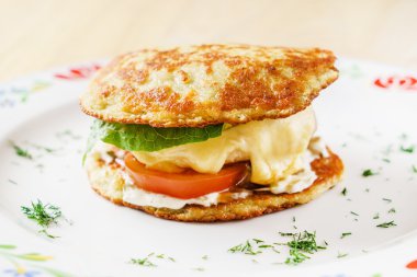havyar ile patates pancakes