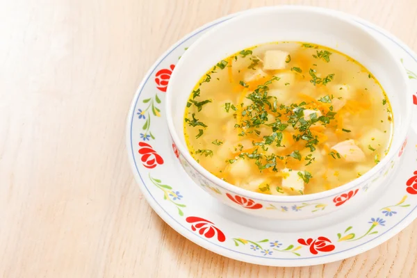 Чаша куриного супа — стоковое фото
