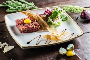 Tartar ekmek tost ile