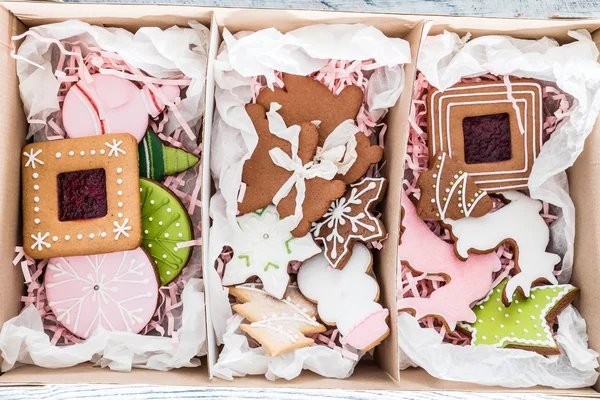 ボックスでクリスマスのクッキー — ストック写真