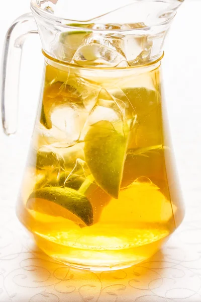 Summer lemon drink — Stock Photo, Image