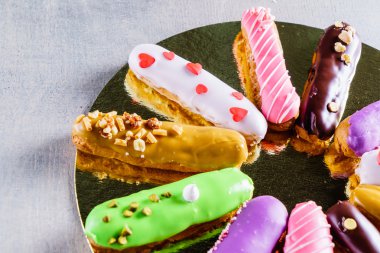 renkli tatlı eklerleri