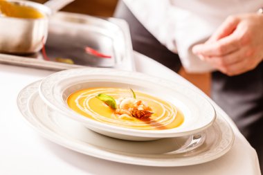 Kabak karides çorbası