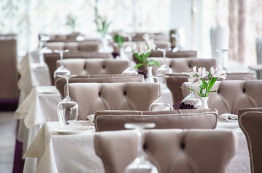 Restoran masa dekorasyonu