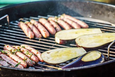 Lezzetli ızgara sosis