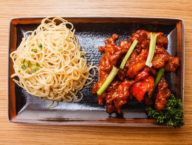 Etli lezzetli makarna