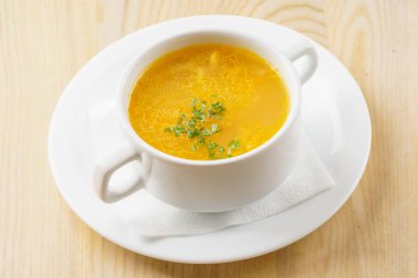 Tavuk çorbası plaka