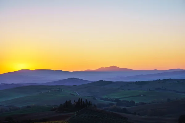 Tuscany avond landschap — Stockfoto