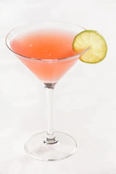 Gustoso cocktail in vetro — Foto Stock