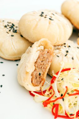 Beyaz üzerine Çin köfte