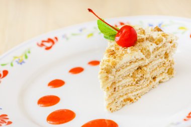 Tatlım pasta plaka üzerinde